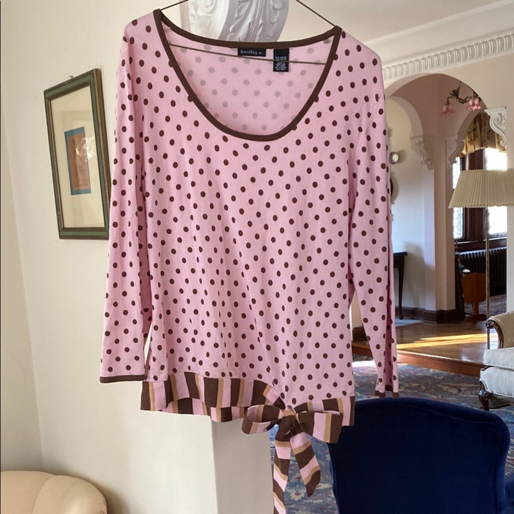 Bentley a Pink & Brown Polkadot 3/4
Sleeve Top and Bow Tie at the Hem XL